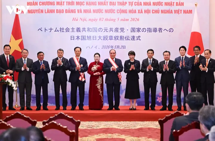 Tướng Mặt Đào Hoa Phú Quý Của Đàn Ông