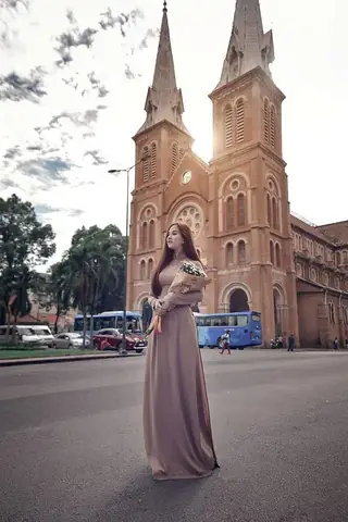Áo Dài Đi Lễ Nhà Thờ