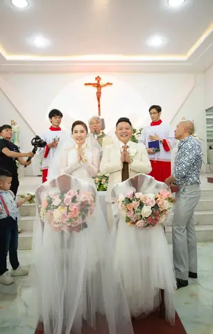 Áo Dài Đi Lễ Nhà Thờ