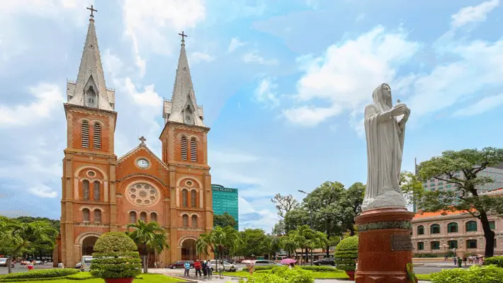 Bưu Điện Nhà Thờ Đức Bà