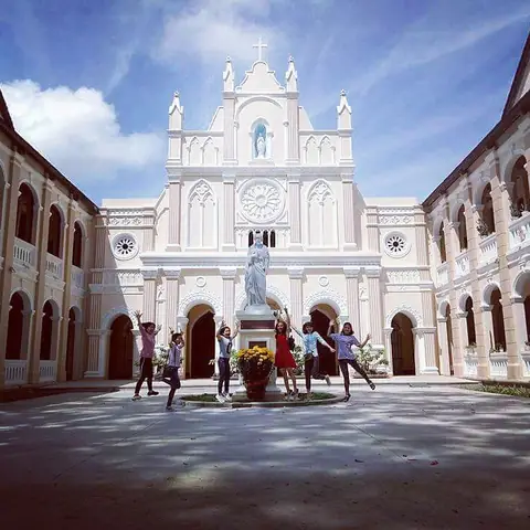 Các Nhà Thờ Ở Bình Định