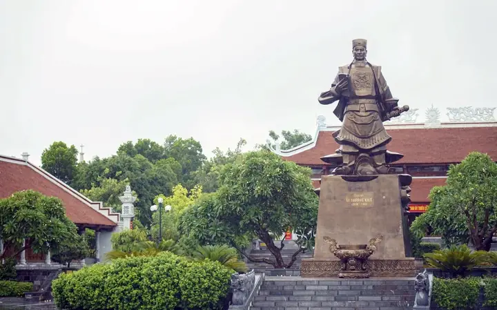 Các Thầy Coi Tướng Số Thường Thờ Gì