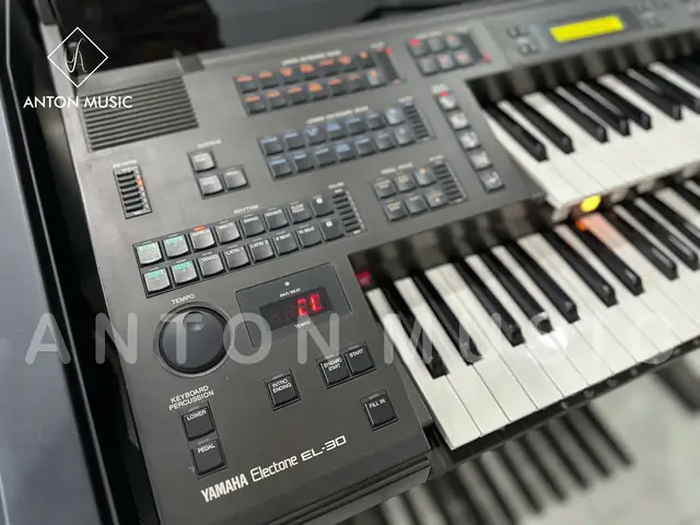 Cách Đệm Đàn Organ Nhà Thờ