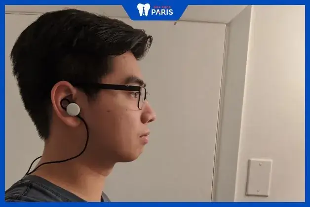 Cằm Lẹm Tướng Số