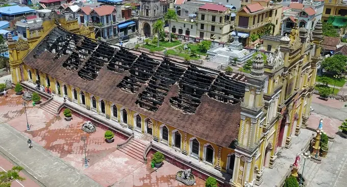 Cháy Nhà Thờ Nam Định