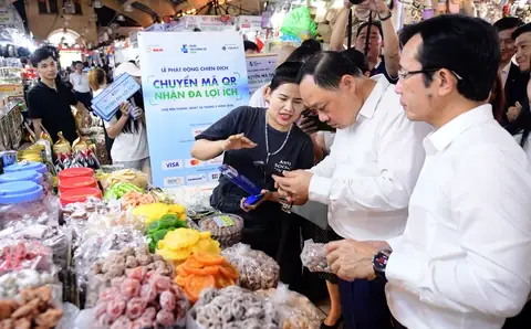 Chủ Hơn Khách Trong Tử Vi Tướng Số