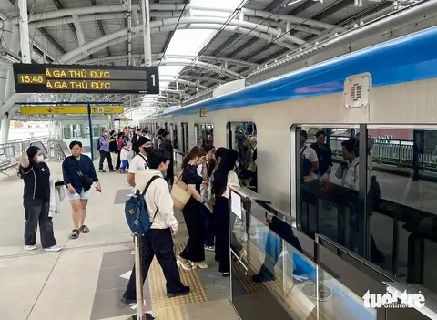 Có Thêm 1 Mông Tướng Số Có Thêm 1 Mông Tướng Số