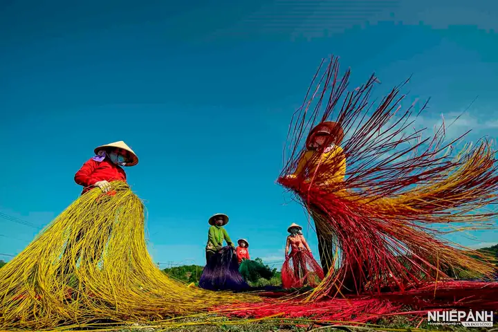 Cuộc Đời Sang Hèn Của Phụ Nữ Qua Tướng Môi Cuộc Đời Sang Hèn Của Phụ Nữ Qua Tướng Môi