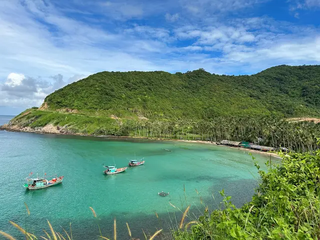Đảo Nam Du Có Nhà Thờ Không