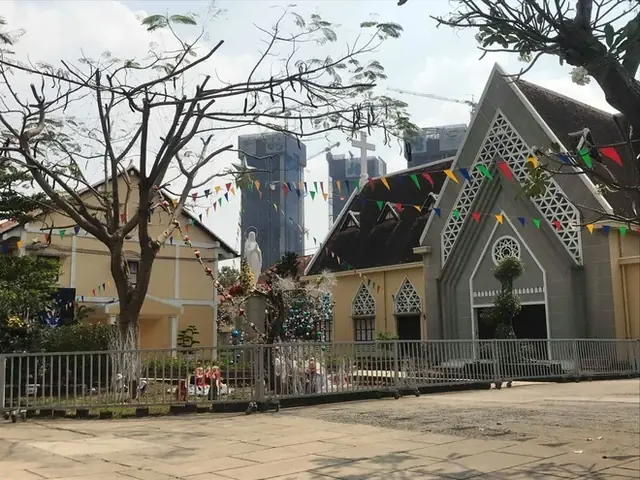 Dời Nhà Thờ Thủ Thiêm