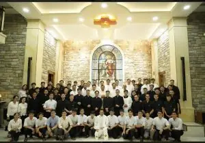 Dòng Linh Mục Thánh Tâm Chúa Giêsu Dòng Linh Mục Thánh Tâm Chúa Giêsu