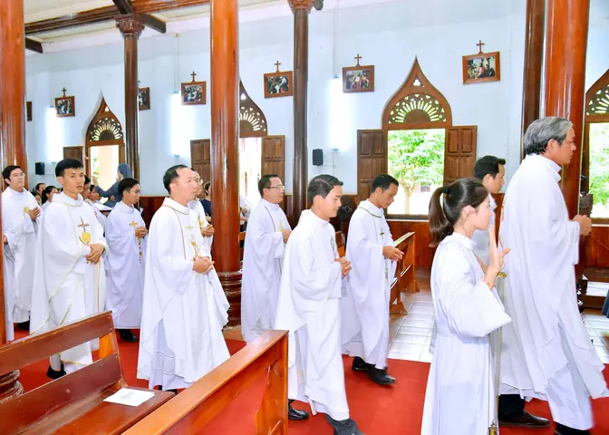Dòng Nữ Tỳ Chúa Giêsu Tình Thương