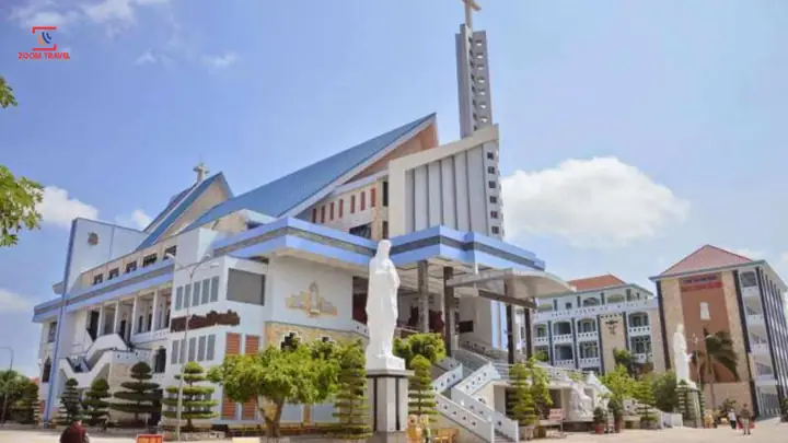 Đường Đi Đến Nhà Thờ Tắc Sậy