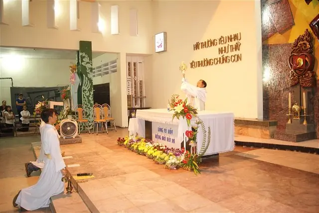 Giờ Lễ Nhà Thờ Ba Thôn