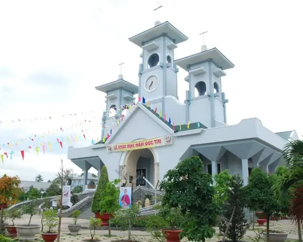 Giờ Lễ Nhà Thờ Bà Trà
