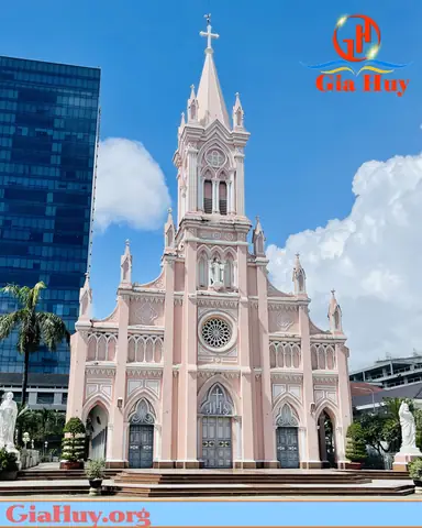 Giờ Lễ Nhà Thờ Con Gà