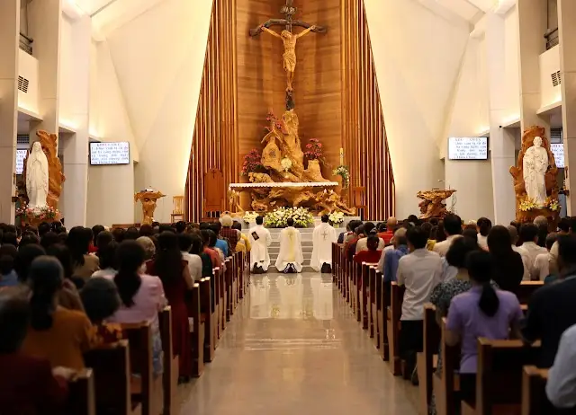 Giờ Lễ Nhà Thờ Tân Đức Giờ Lễ Nhà Thờ Tân Đức