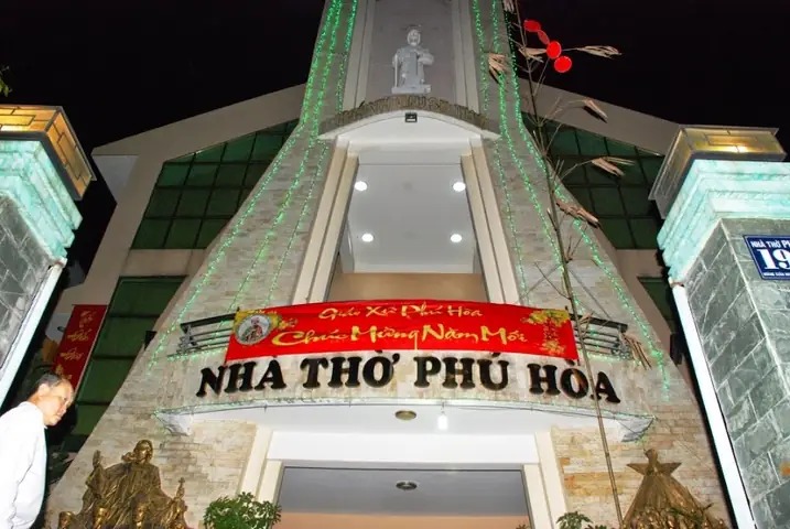 Giờ Lễ Nhà Thờ Tân Phú Hòa