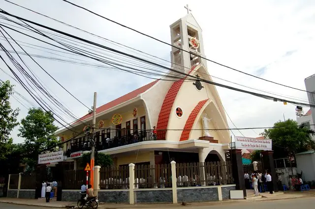Giờ Lễ Nhà Thờ Thánh Tâm Quận 9
