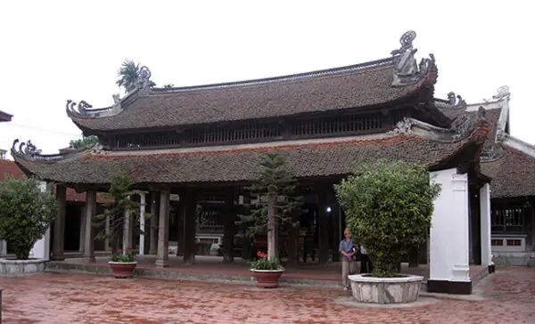 Hạ Đình Trong Tướng Số