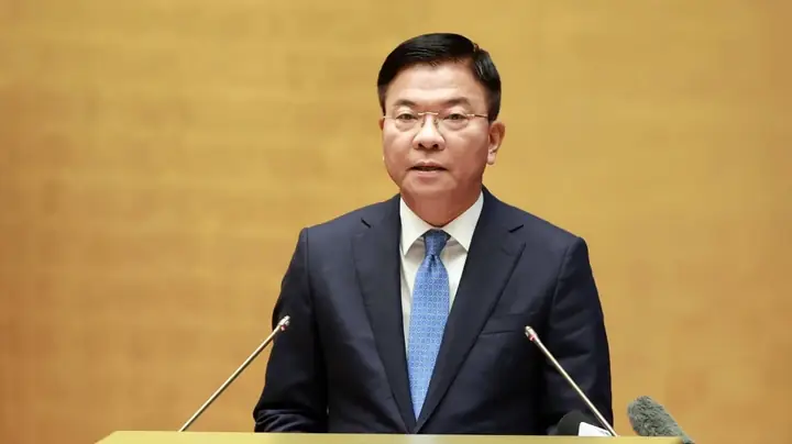 Khinh Thanh Mi Tướng Số