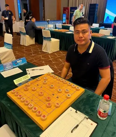Kỳ Thủ Cờ Tướng Số 1 Thế Giới