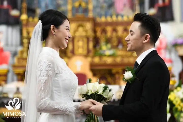 Làm Phép Cưới Trong Nhà Thờ Làm Phép Cưới Trong Nhà Thờ