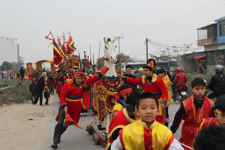Làng Thầy Tướng Số Ở Sao Đỏ
