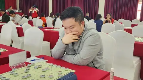 Làng Thầy Tướng Số Ở Sao Đỏ