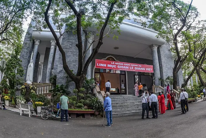 Lịch Lễ Nhà Thờ Đồng Tiến