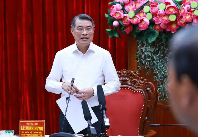Luận Tướng Số Trung Úy Thu Thảo
