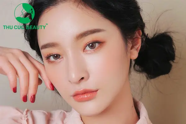 Mắt Diều Hâu Tướng Số
