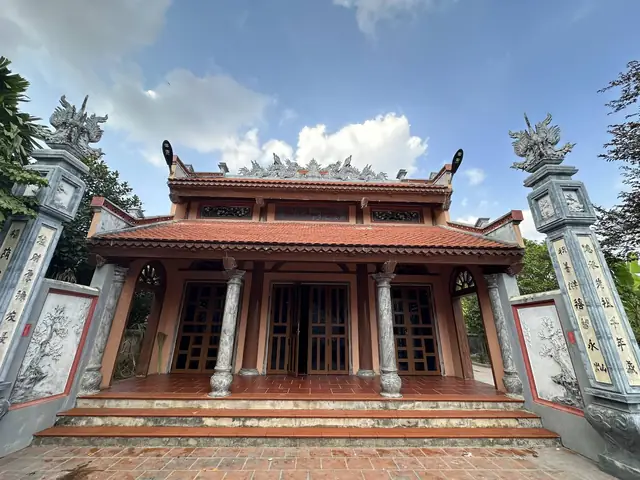 Ngói Lợp Nhà Thờ