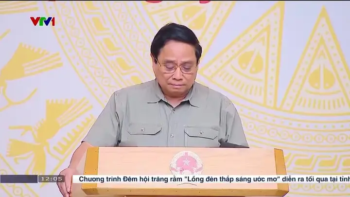 Người Có Mắt Như Đang Khóc Theo Tướng Mắt
