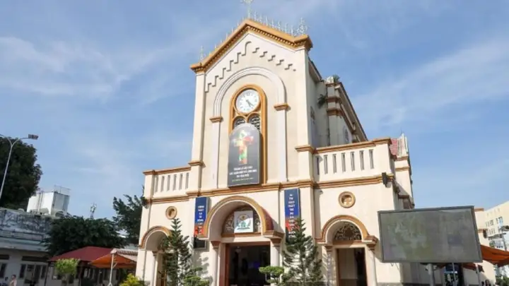 Nhà Sách Nhà Thờ Chí Hòa