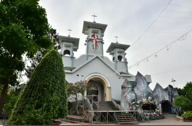 Nhà Thờ Bà Trà