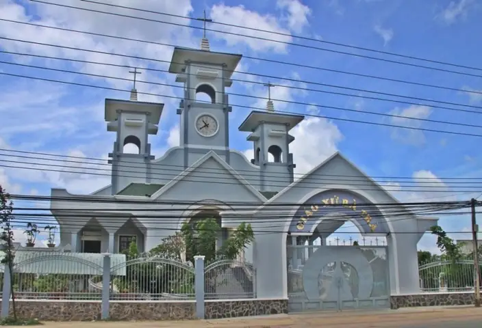 Nhà Thờ Bà Trà