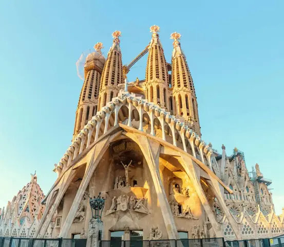 Nhà Thờ Barcelona Nhà Thờ Barcelona