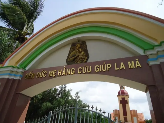 Nhà Thờ Bến Tre Nhà Thờ Bến Tre
