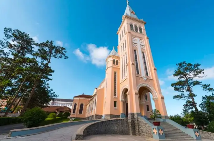 Nhà Thờ Bến Tre Nhà Thờ Bến Tre