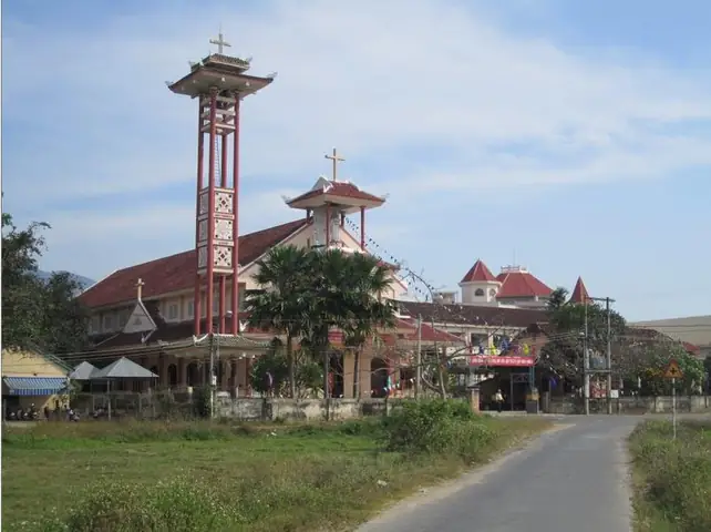 Nhà Thờ Bình Cang Nha Trang Nhà Thờ Bình Cang Nha Trang