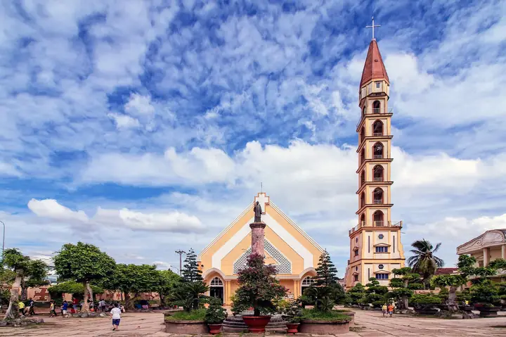 Nhà Thờ Cái Mơn