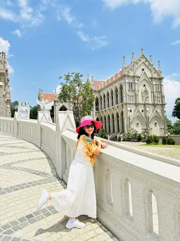 Nhà Thờ Cha Long Nhà Bè