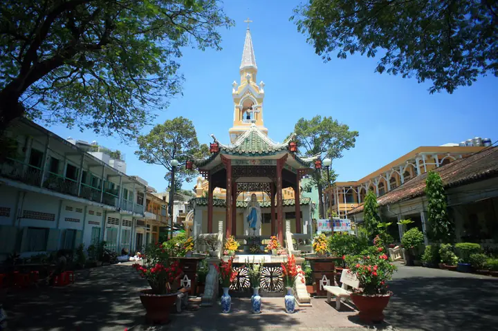 Nhà Thờ Cha Tam