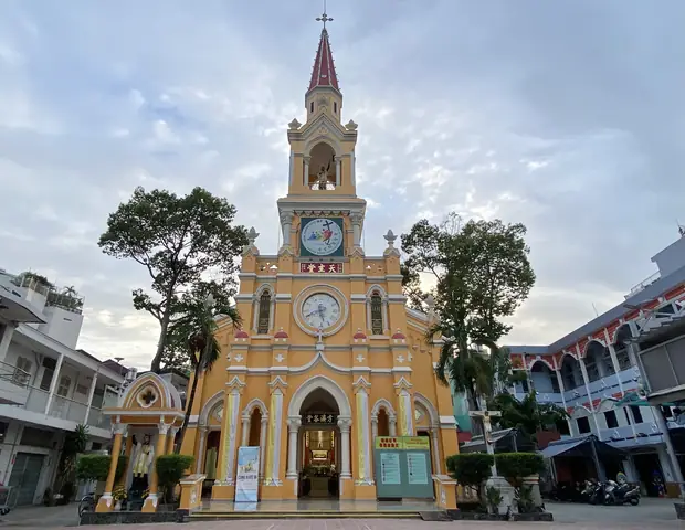 Nhà Thờ Cha Tam Nhà Thờ Cha Tam