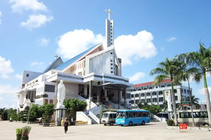 Nhà Thờ Cha Trương Bửu Diệp Ở Đâu