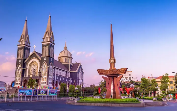 Nhà Thờ Chánh Tòa