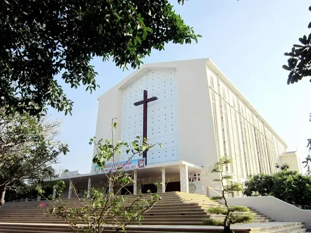 Nhà Thờ Chánh Tòa Vĩnh Long