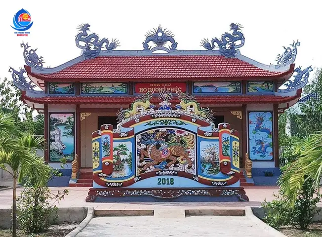 Nhà Thờ Chi Họ