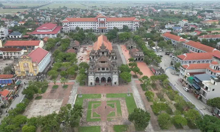 Nhà Thờ Chính Tòa Phát Diệm Nhà Thờ Chính Tòa Phát Diệm
